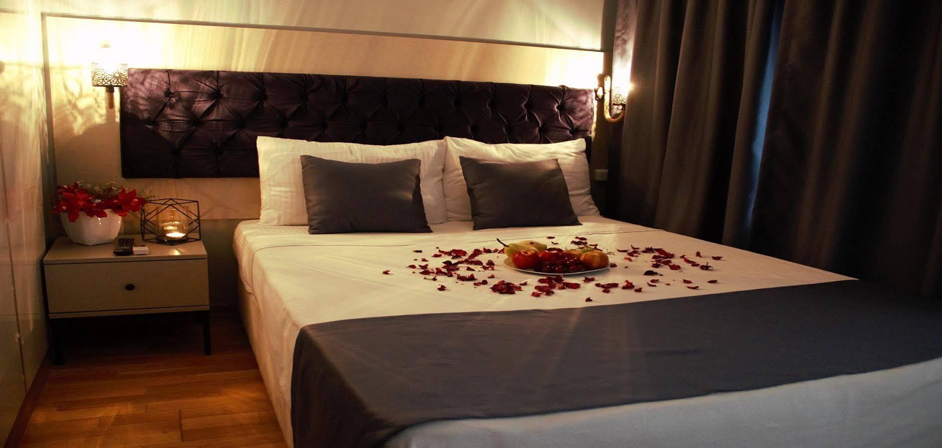 Taksim Cetinkaya Suite Стамбул Екстер'єр фото